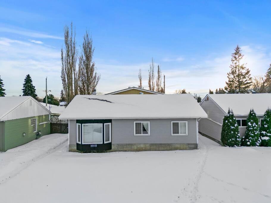 Holiday home Elegant Boho Retreat - 8 Min To Wem Edmonton
