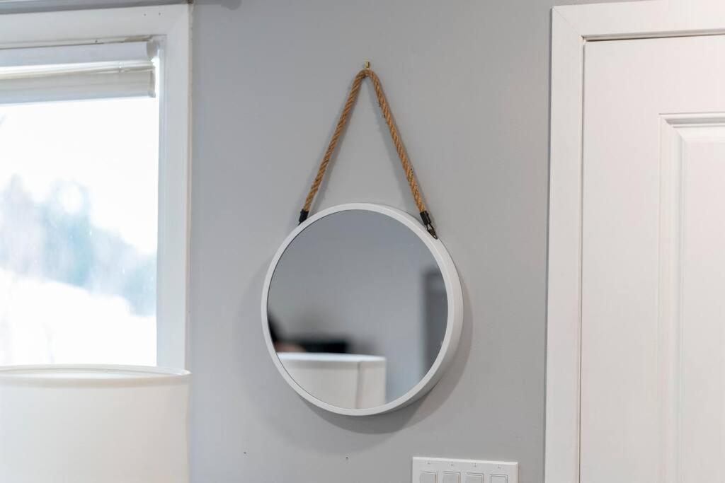 Elegant Boho Retreat - 8 Min To Wem Holiday home Edmonton